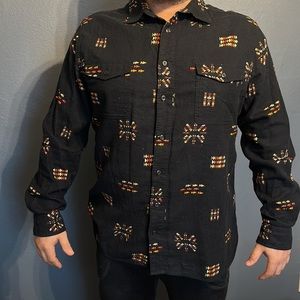 Mossimo Mens button up shirt